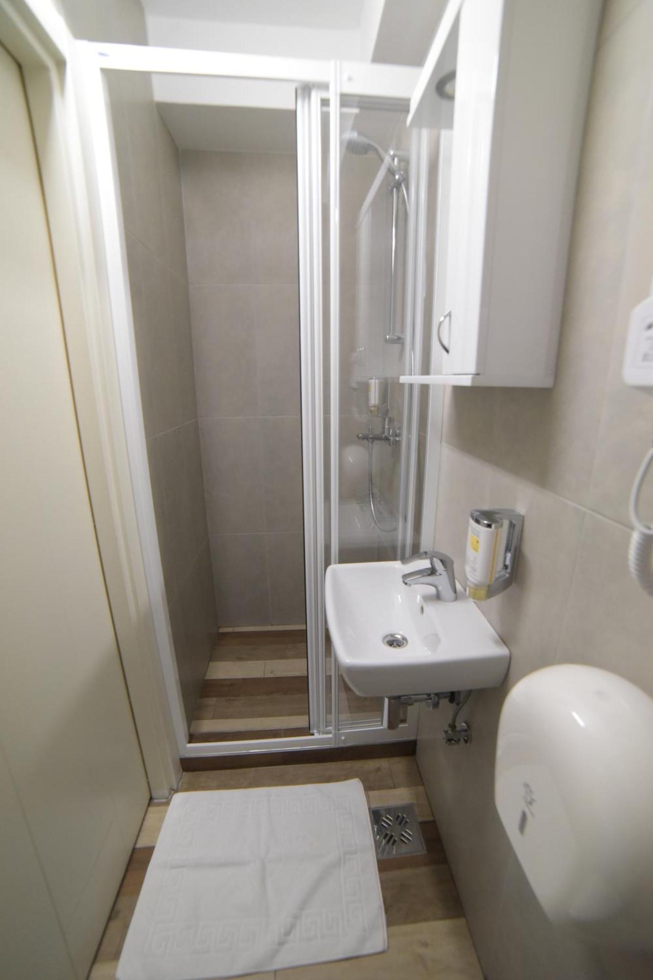 Garni House 46 Plus Beograd Bagian luar foto